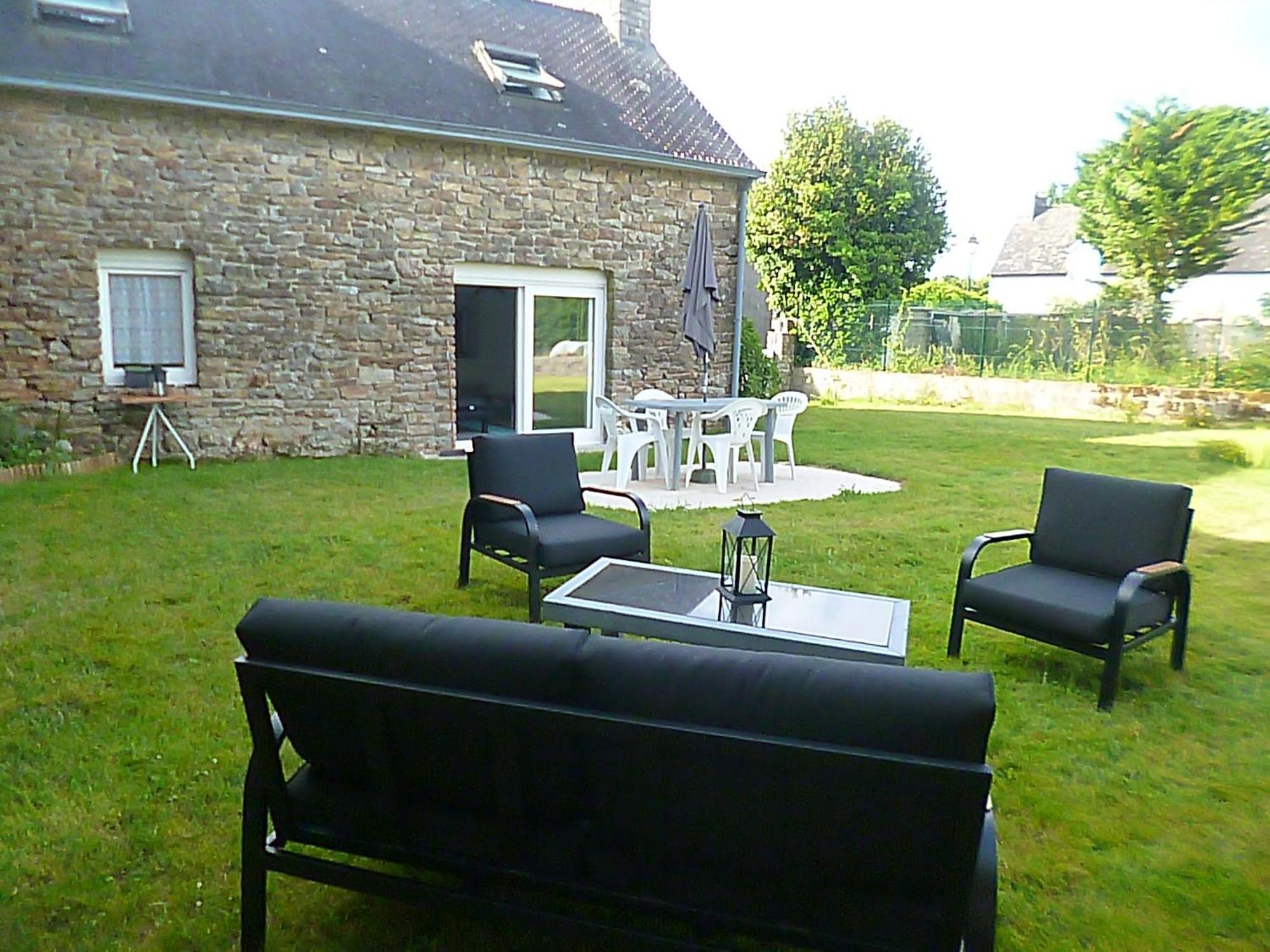 Gite Au Calme Centre Finistere Jardin Clos Tregourez Bagian luar foto